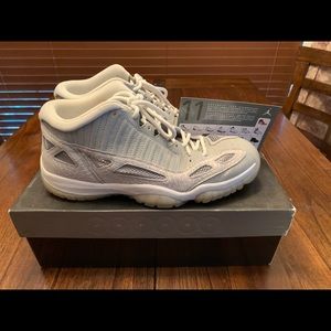 Jordan 11 I.E.
